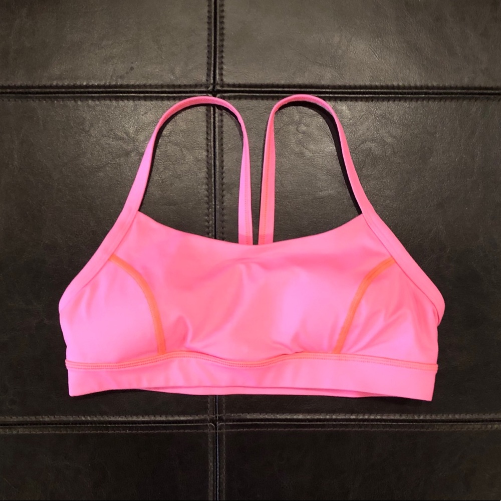 Lululemon light support sports bra size 6